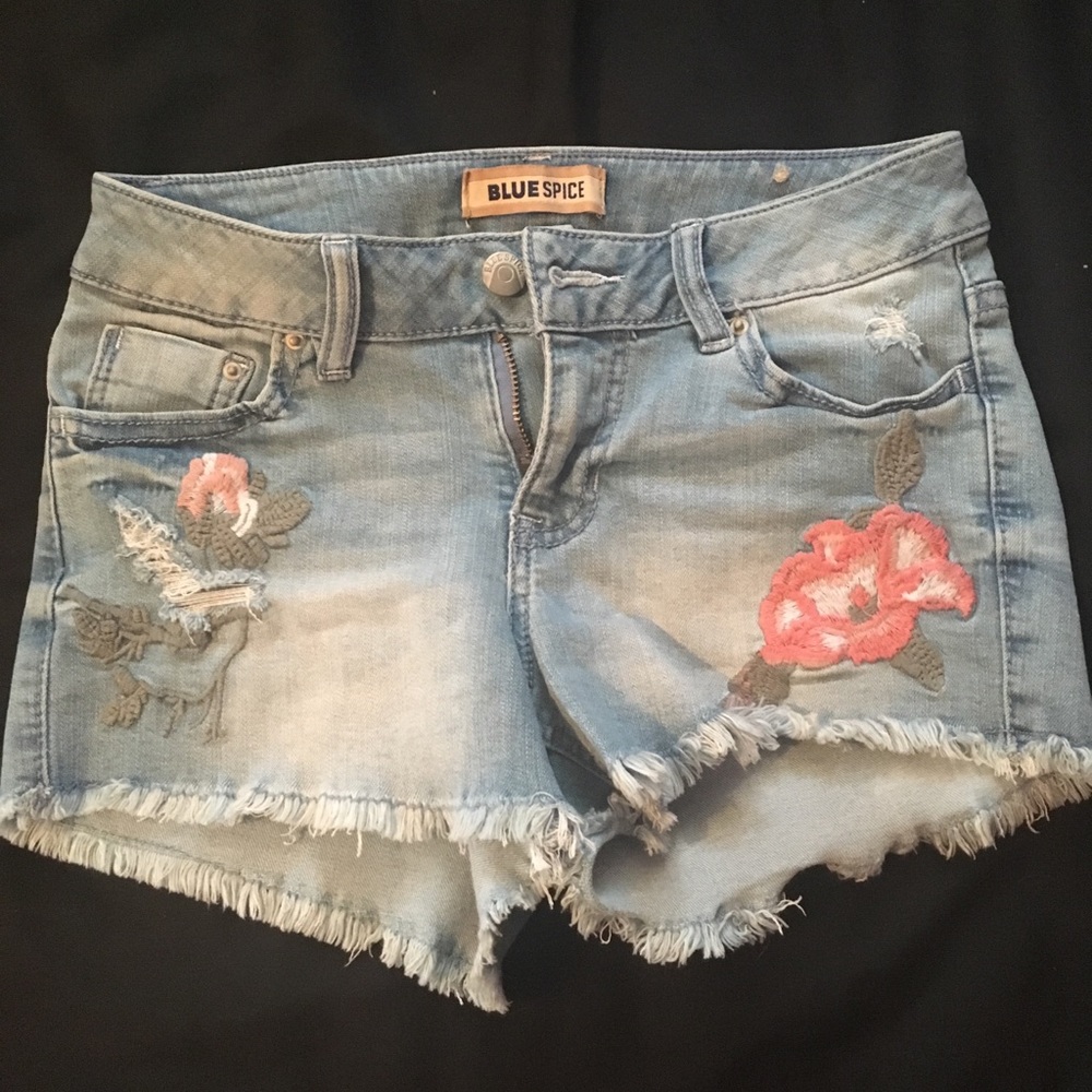 Do not fit me. New without tags